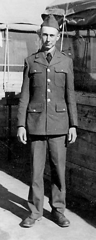 Ernest C. Pavlicek (1916-2014) Army, 4th Armored Field Artillery, 5th Armored Division
